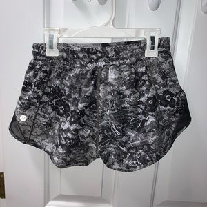 2.5” Lululemon Hotty Hot shorts